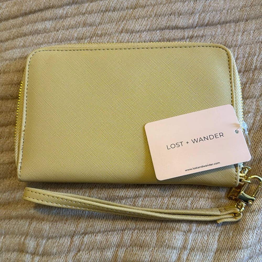 LOST + WANDER | Passport Wallet